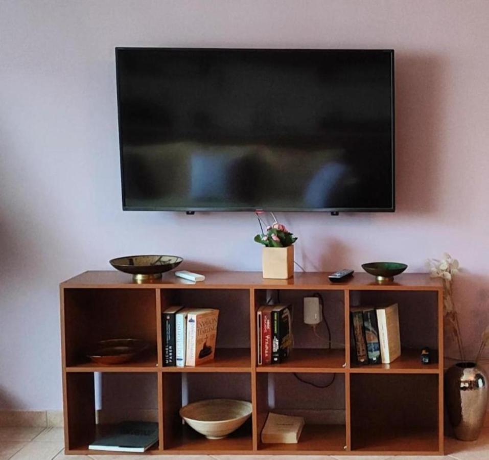 Secret Garden 76 Sq.M. Apartment Close To City Center Ioannina Exterior photo
